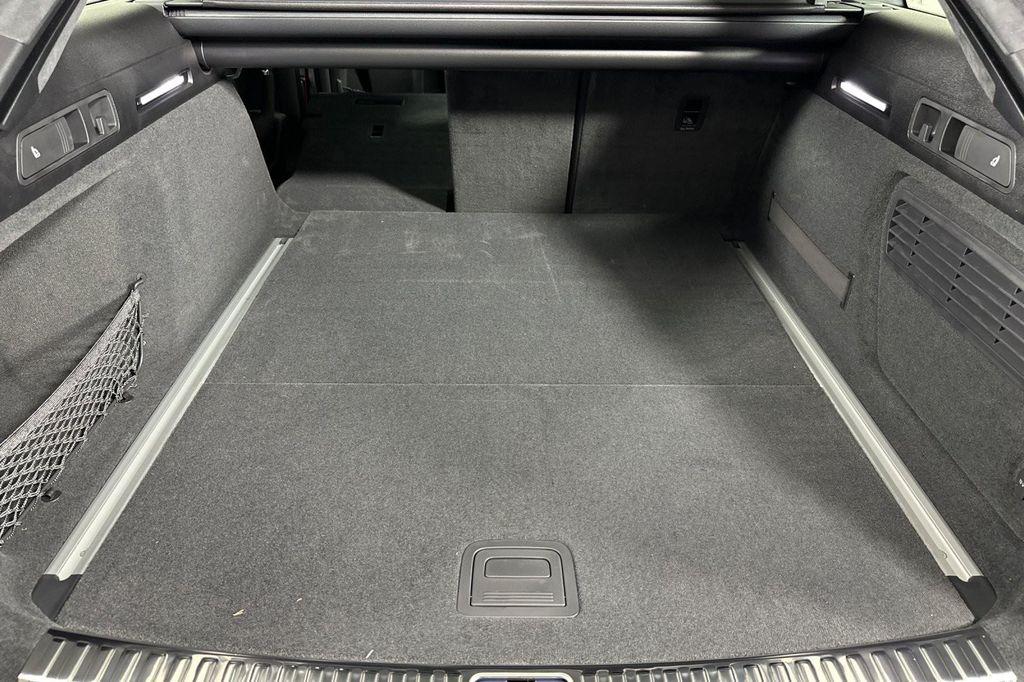 new 2026 Audi RS 6 Avant car, priced at $152,995