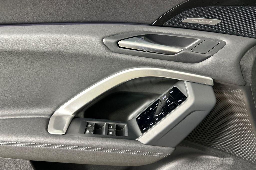 new 2025 Audi Q5 car, priced at $62,390