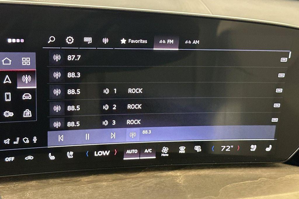 new 2025 Audi Q5 car, priced at $61,800