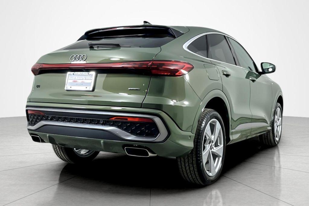 new 2025 Audi Q5 car, priced at $61,800