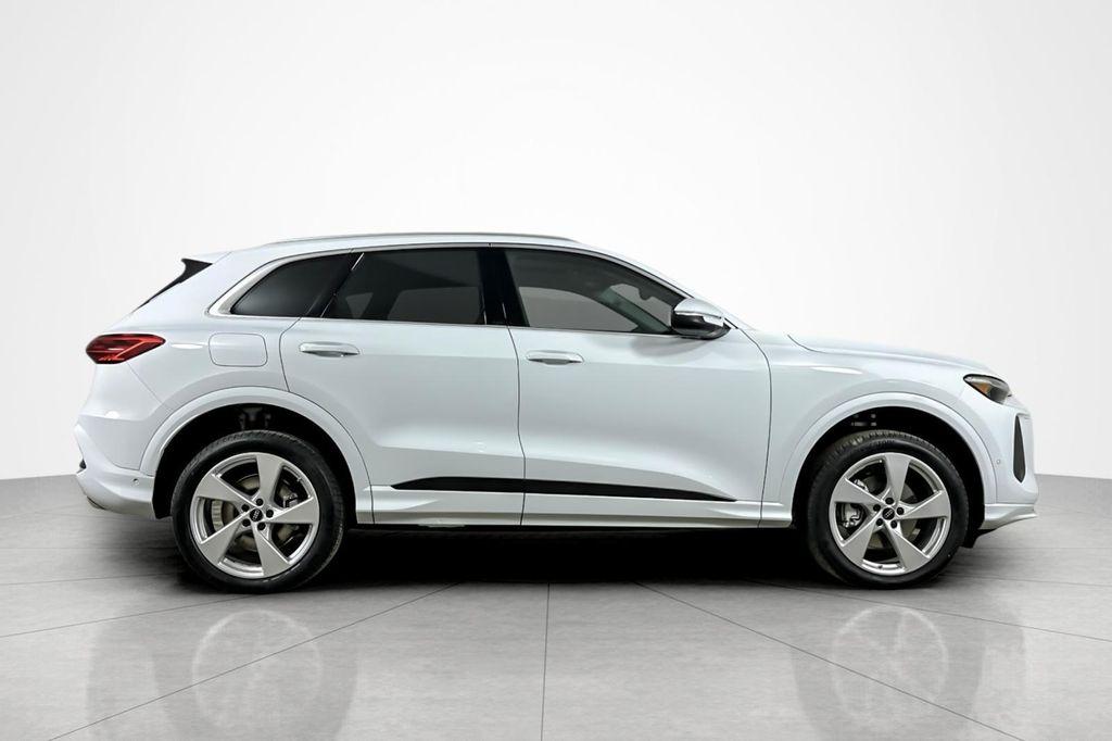 new 2025 Audi Q5 car, priced at $58,560
