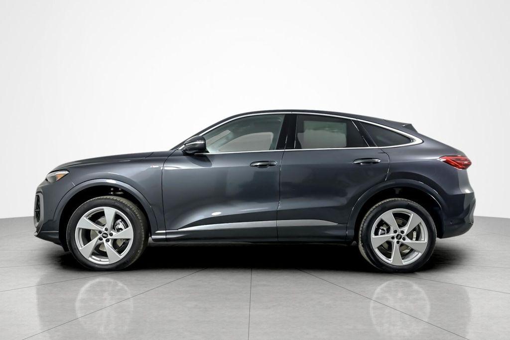 new 2025 Audi Q5 car, priced at $61,890
