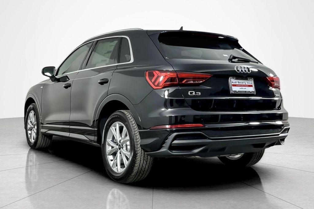 new 2025 Audi Q3 car, priced at $43,925