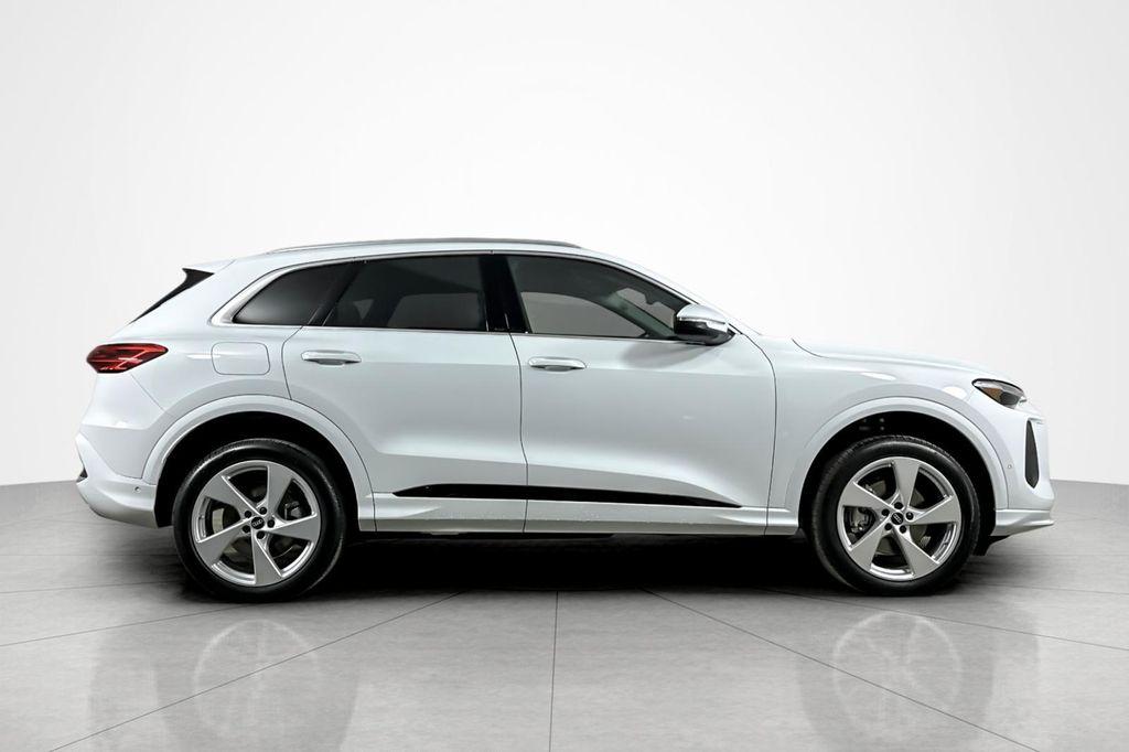 new 2025 Audi Q5 car, priced at $60,440