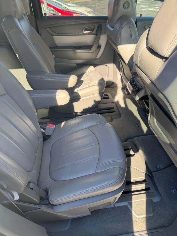 used 2014 GMC Acadia car, priced at $6,500