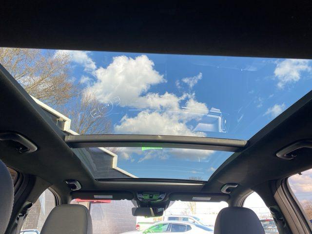 used 2025 Kia Sorento Hybrid car, priced at $37,568