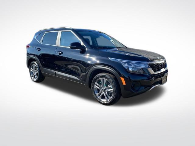 used 2023 Kia Seltos car, priced at $21,879