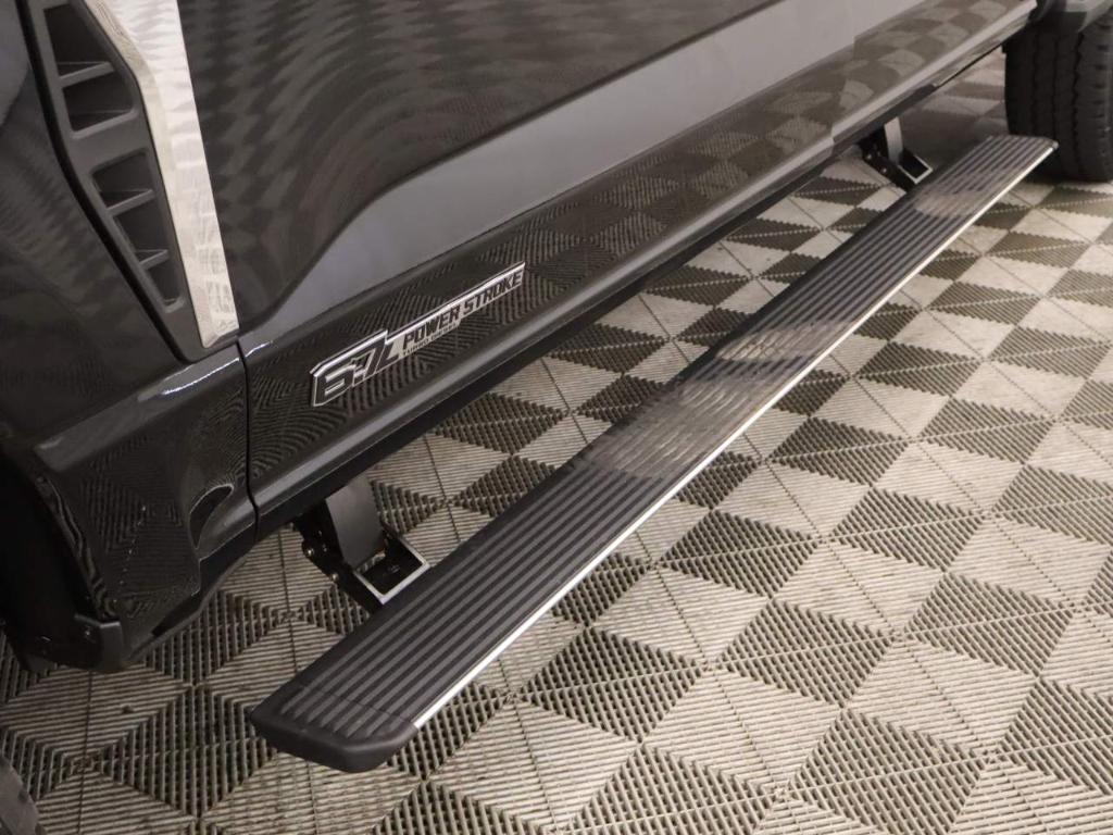 new 2025 Ford F-250 car, priced at $83,370