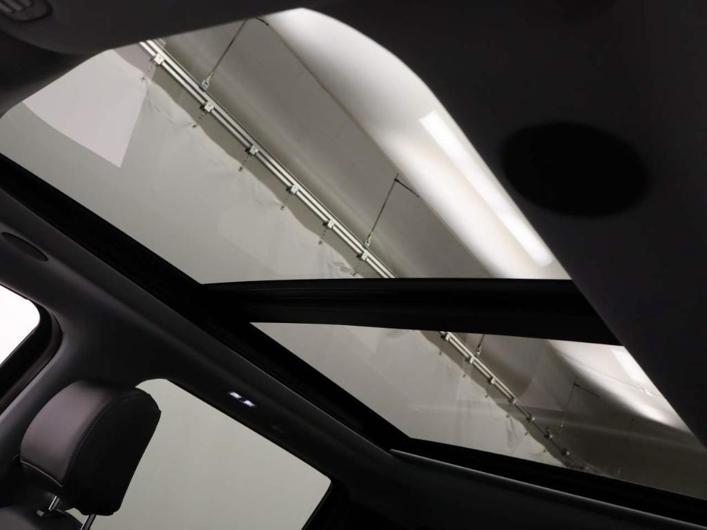 new 2025 Ford F-250 car, priced at $83,370