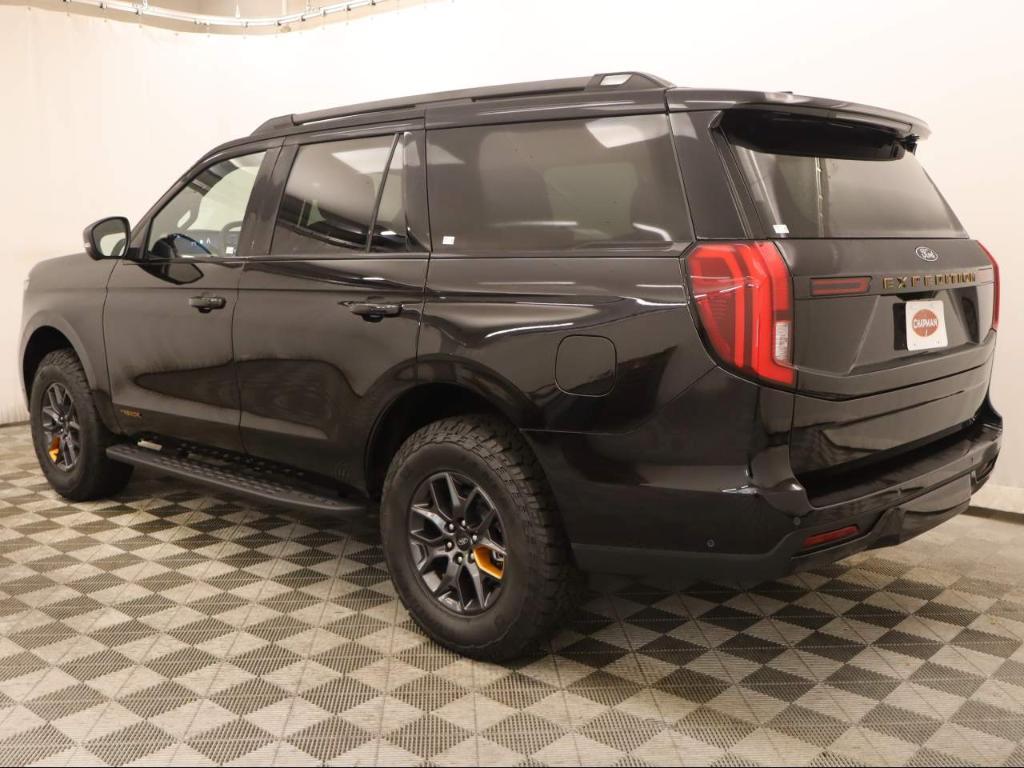 new 2025 Ford Expedition car, priced at $82,045