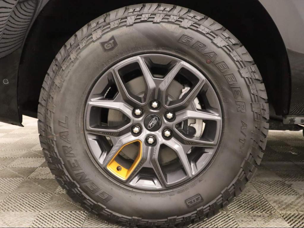 new 2025 Ford Expedition car, priced at $82,045