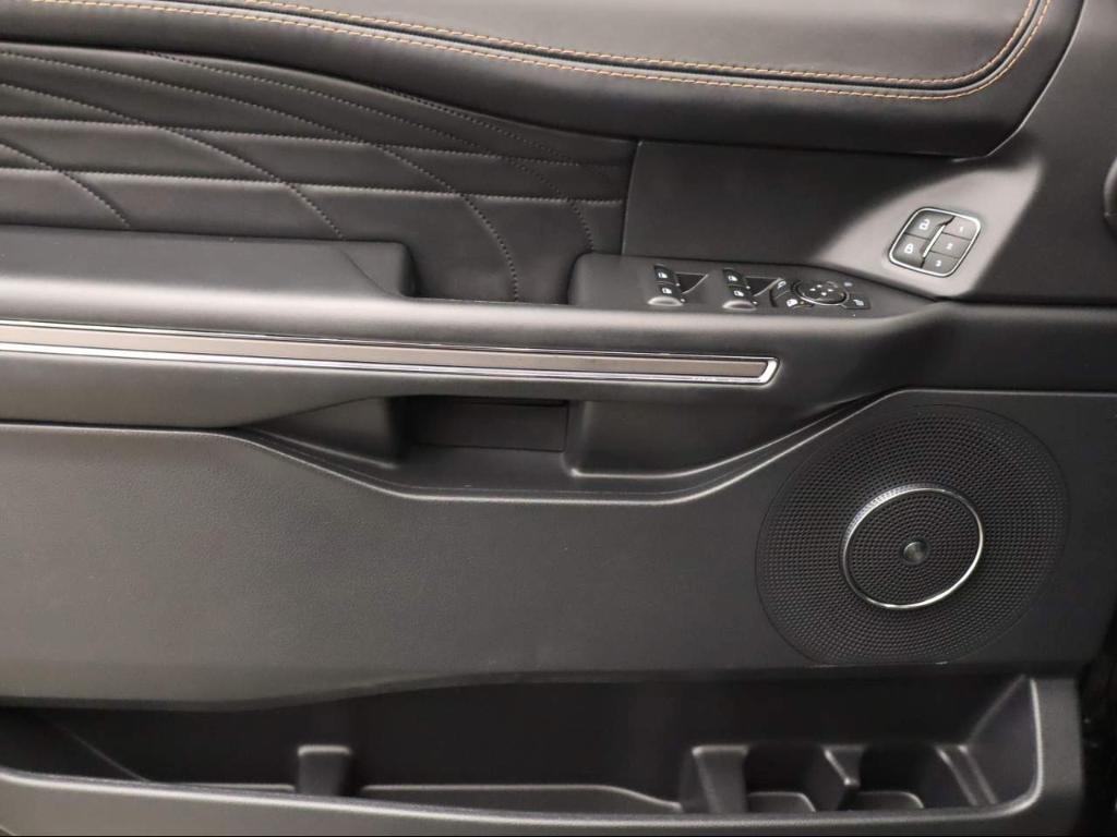 used 2022 Ford Expedition car, priced at $52,995