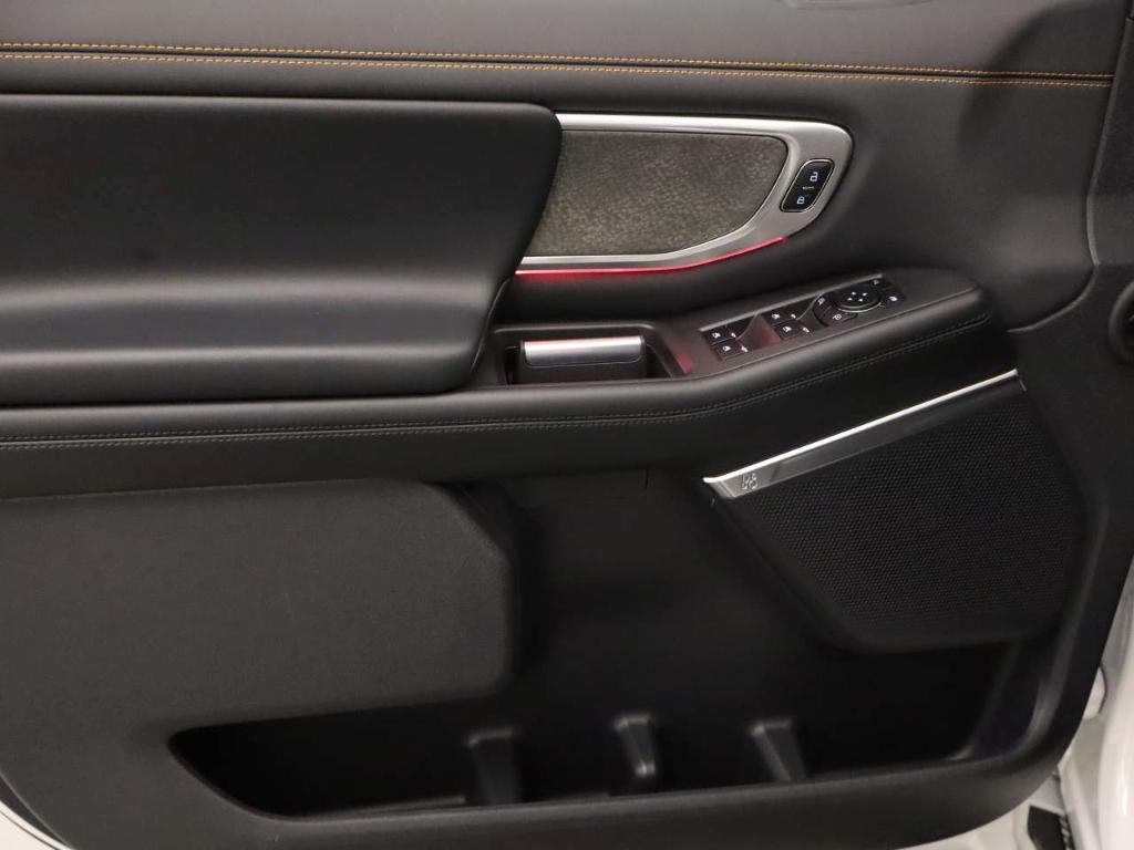 new 2025 Ford Expedition car, priced at $83,440