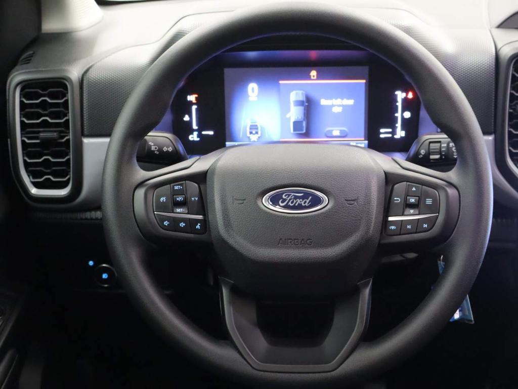 new 2025 Ford Ranger car, priced at $30,780