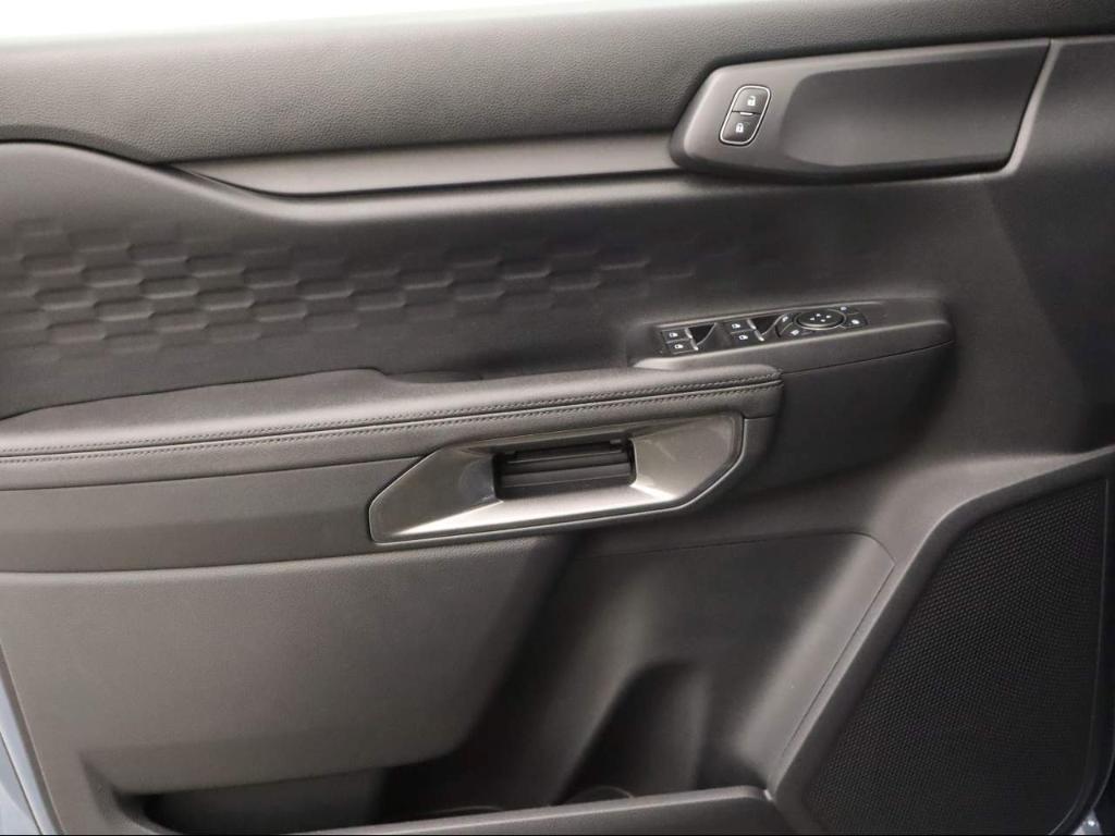 new 2025 Ford Ranger car, priced at $42,400