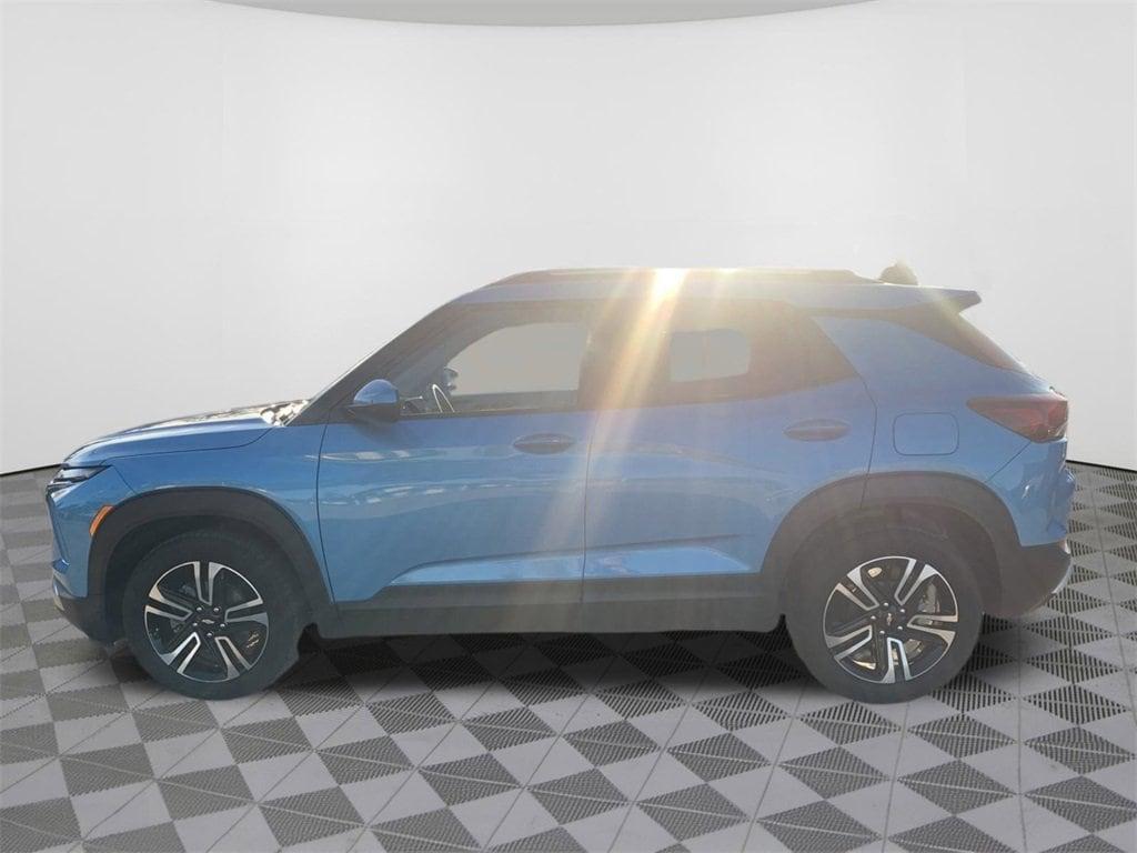 new 2025 Chevrolet TrailBlazer car, priced at $26,465