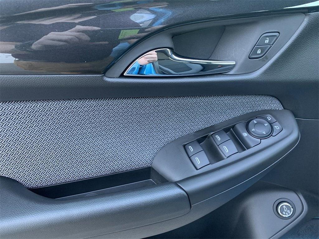 new 2025 Chevrolet TrailBlazer car, priced at $26,465