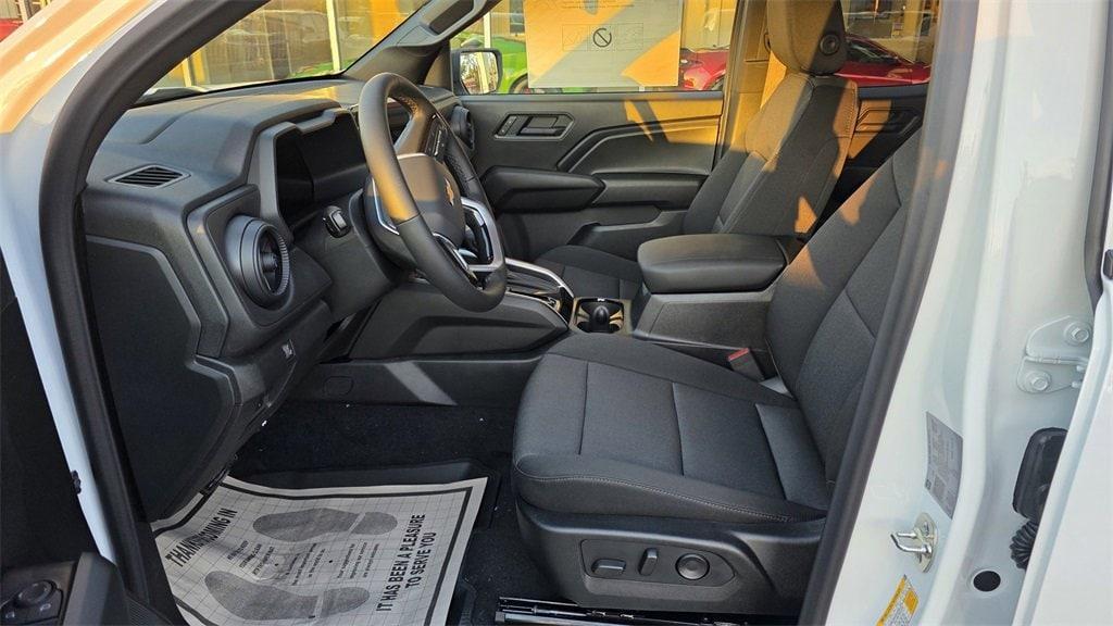 new 2026 Chevrolet Colorado car, priced at $32,415