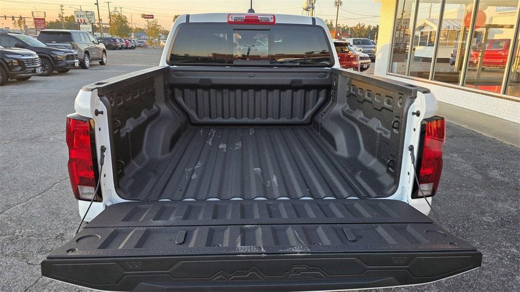 new 2026 Chevrolet Colorado car, priced at $32,415