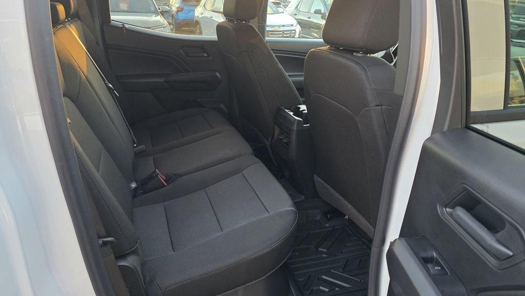 new 2026 Chevrolet Colorado car, priced at $31,915