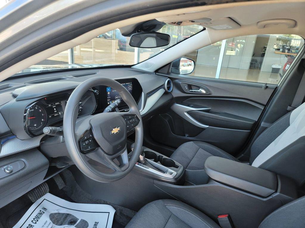 used 2024 Chevrolet Trax car, priced at $20,998