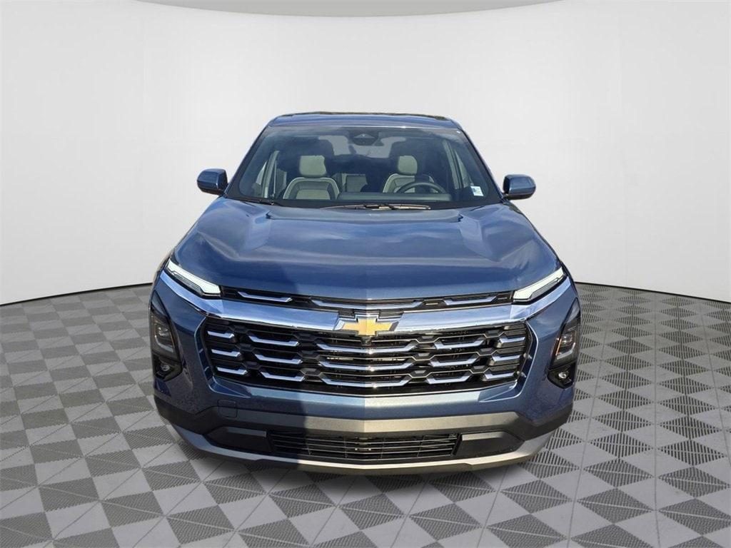 new 2026 Chevrolet Equinox car, priced at $30,855