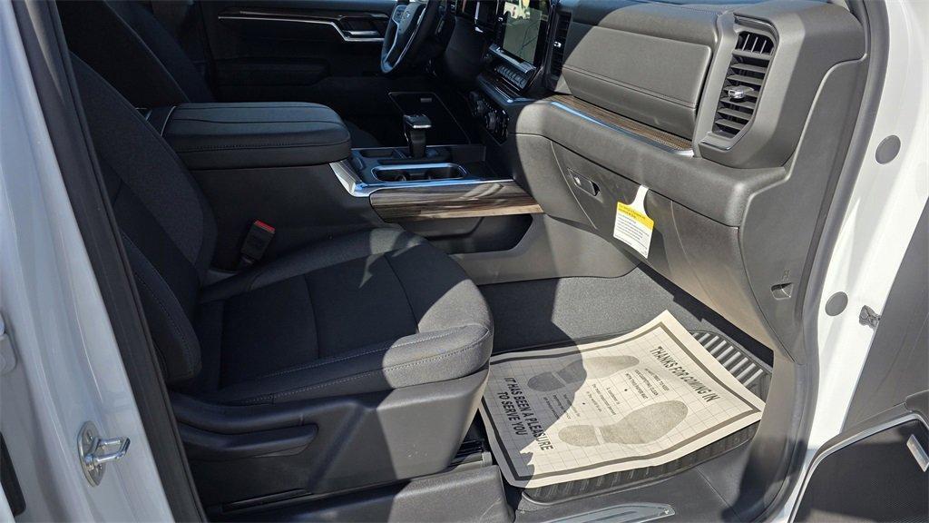 new 2025 Chevrolet Silverado 1500 car, priced at $48,585