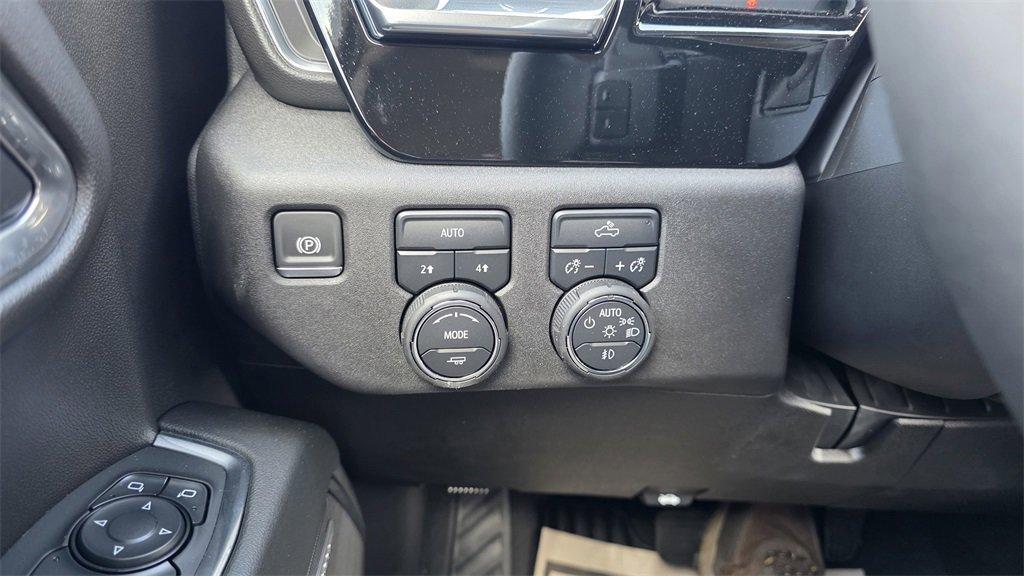new 2025 Chevrolet Silverado 1500 car, priced at $48,585