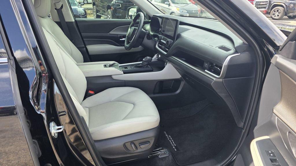 used 2026 Toyota Grand Highlander car, priced at $46,952