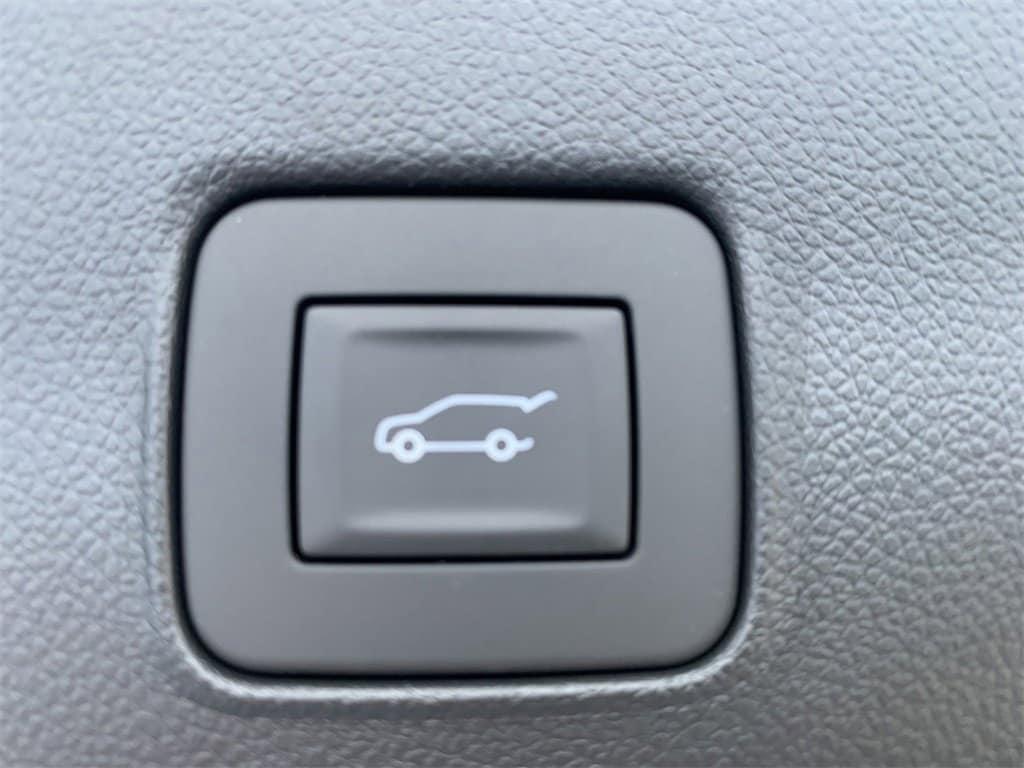 new 2025 Chevrolet TrailBlazer car, priced at $25,575