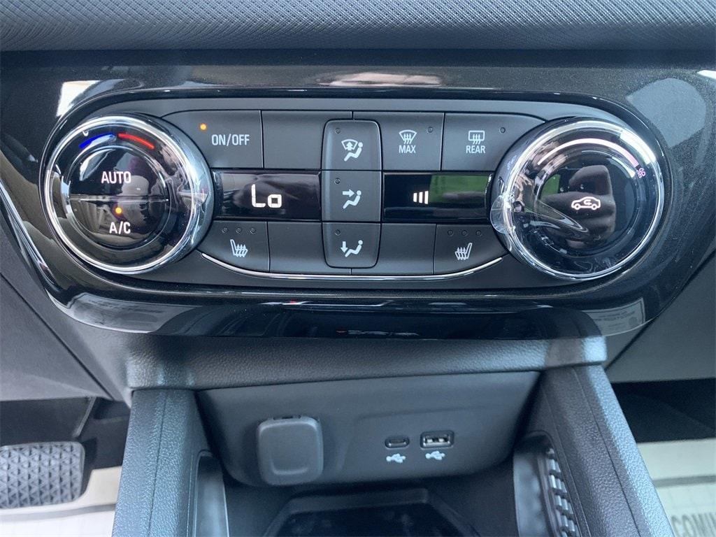 new 2025 Chevrolet TrailBlazer car, priced at $25,575