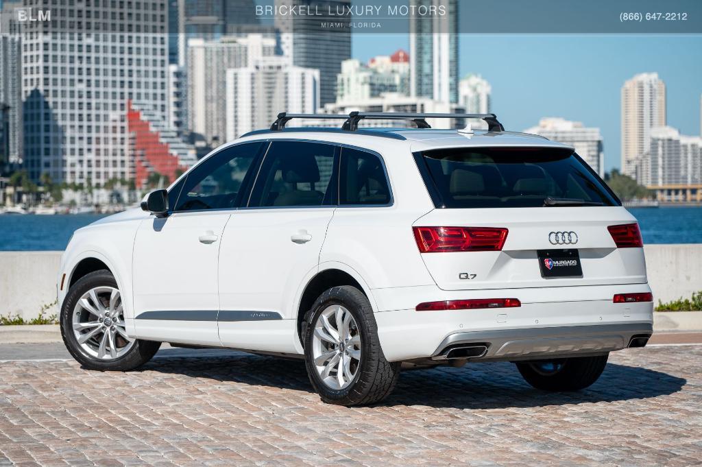 used 2019 Audi Q7 car, priced at $19,500