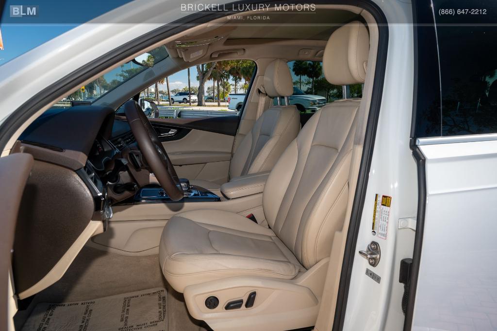 used 2019 Audi Q7 car, priced at $19,500