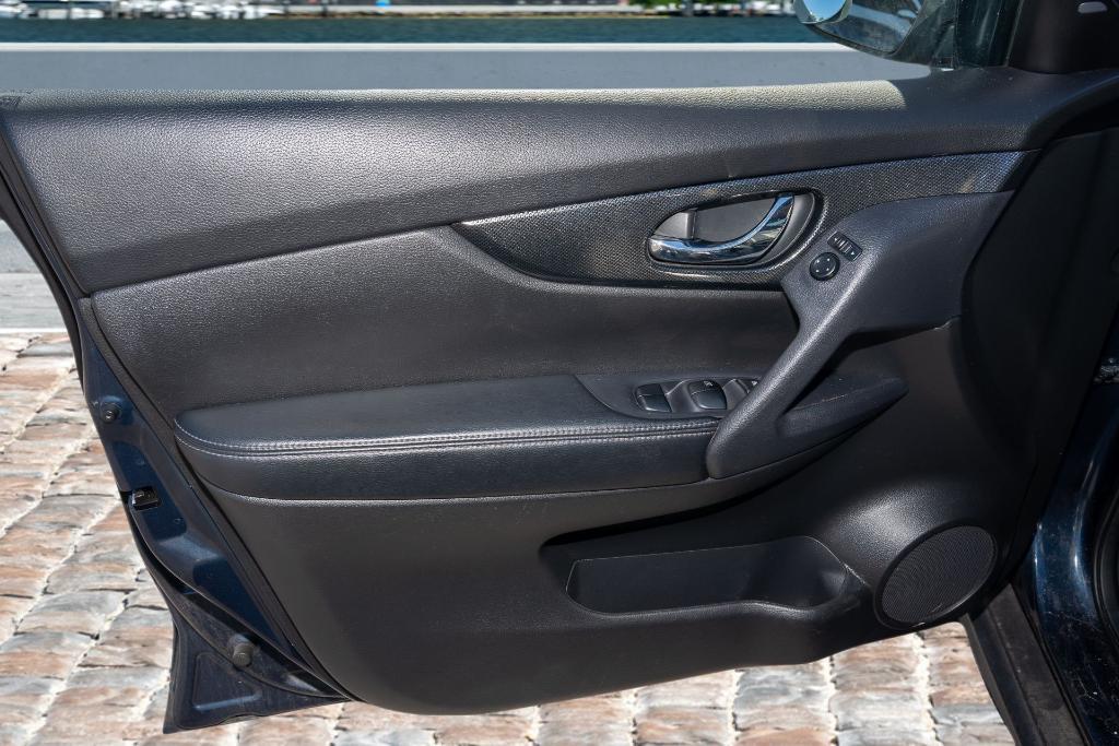 used 2015 Nissan Rogue car, priced at $7,900