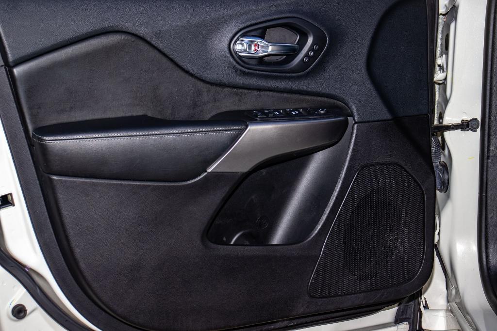 used 2019 Jeep Cherokee car, priced at $16,500