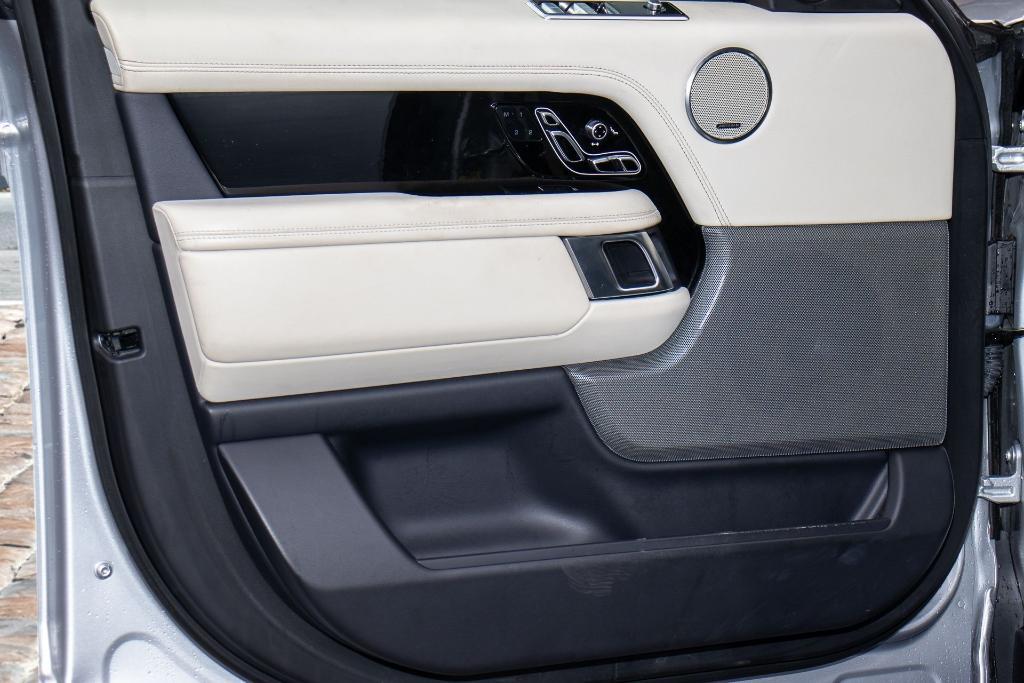 used 2018 Land Rover Range Rover car, priced at $26,900