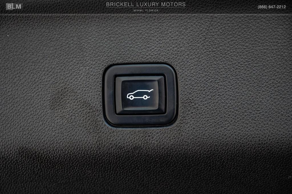 used 2022 Cadillac Escalade ESV car, priced at $62,000