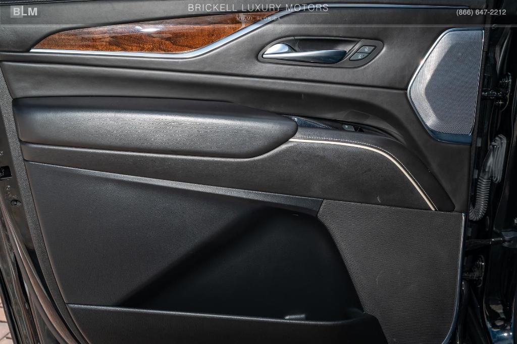 used 2022 Cadillac Escalade ESV car, priced at $62,000