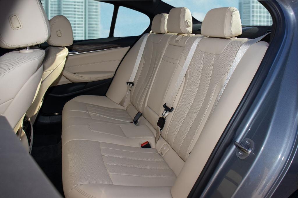 used 2023 BMW 530 car, priced at $22,500