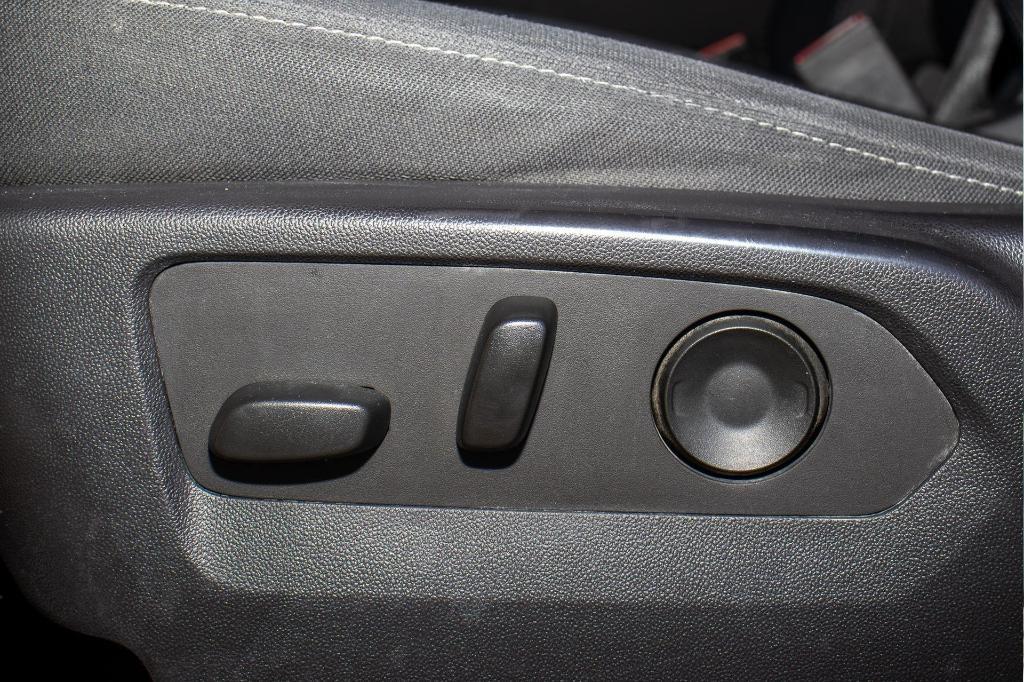 used 2023 Chevrolet Silverado 1500 car, priced at $33,396