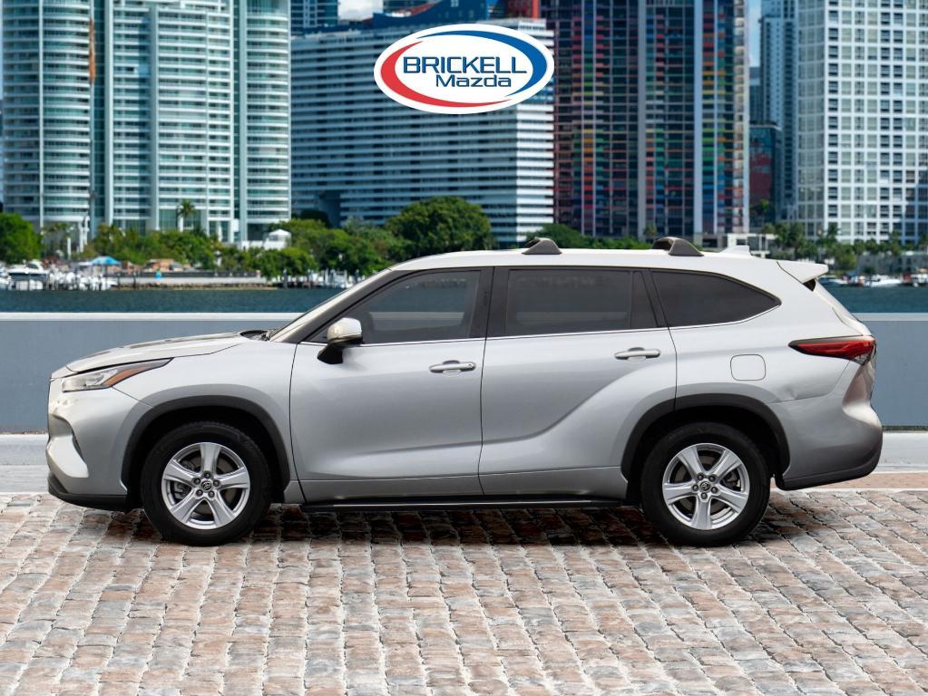 used 2020 Toyota Highlander car, priced at $21,500