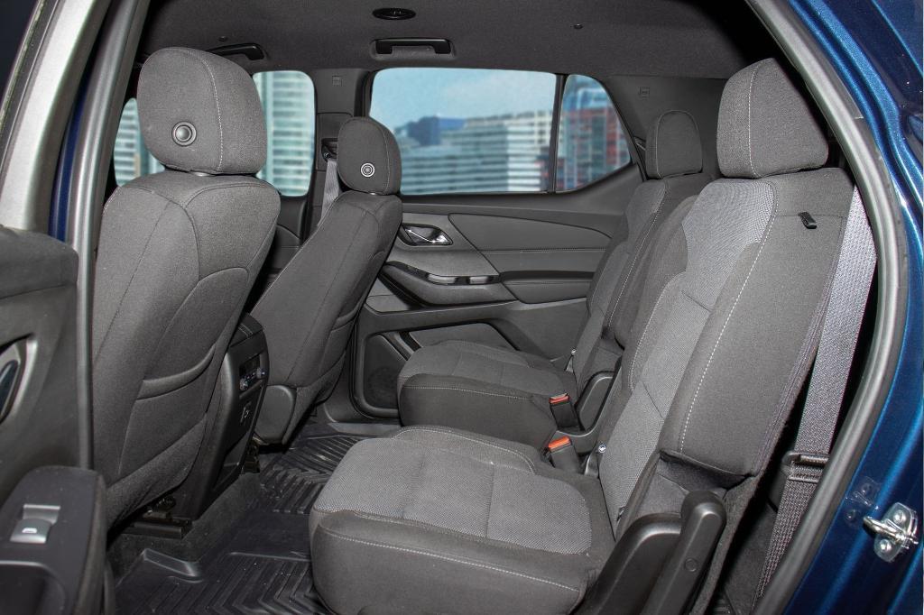 used 2022 Chevrolet Traverse car, priced at $23,320