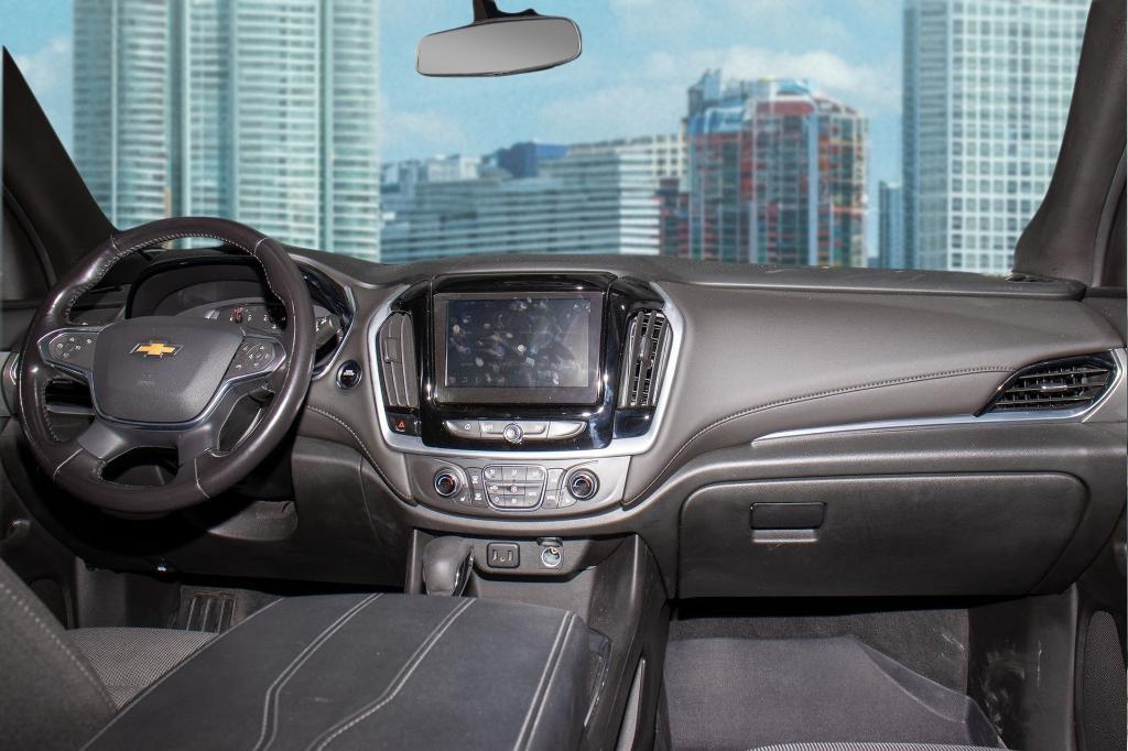 used 2022 Chevrolet Traverse car, priced at $23,320