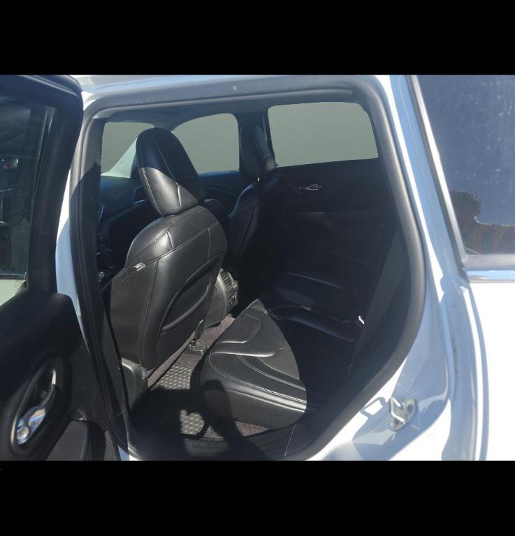 used 2019 Jeep Cherokee car, priced at $11,256