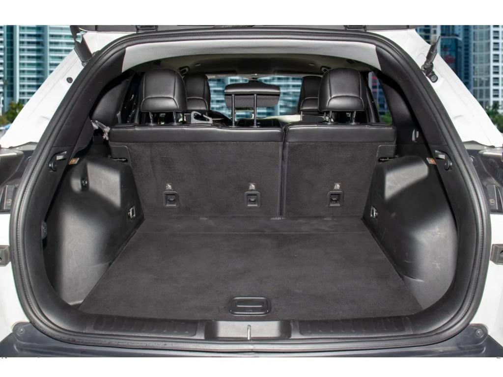 used 2019 Jeep Cherokee car, priced at $10,800