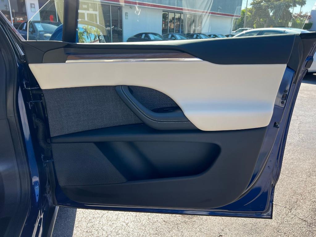 used 2022 Tesla Model X car, priced at $54,587