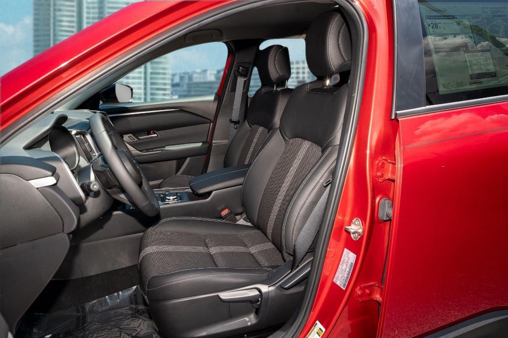 used 2025 Mazda CX-50 car, priced at $24,400