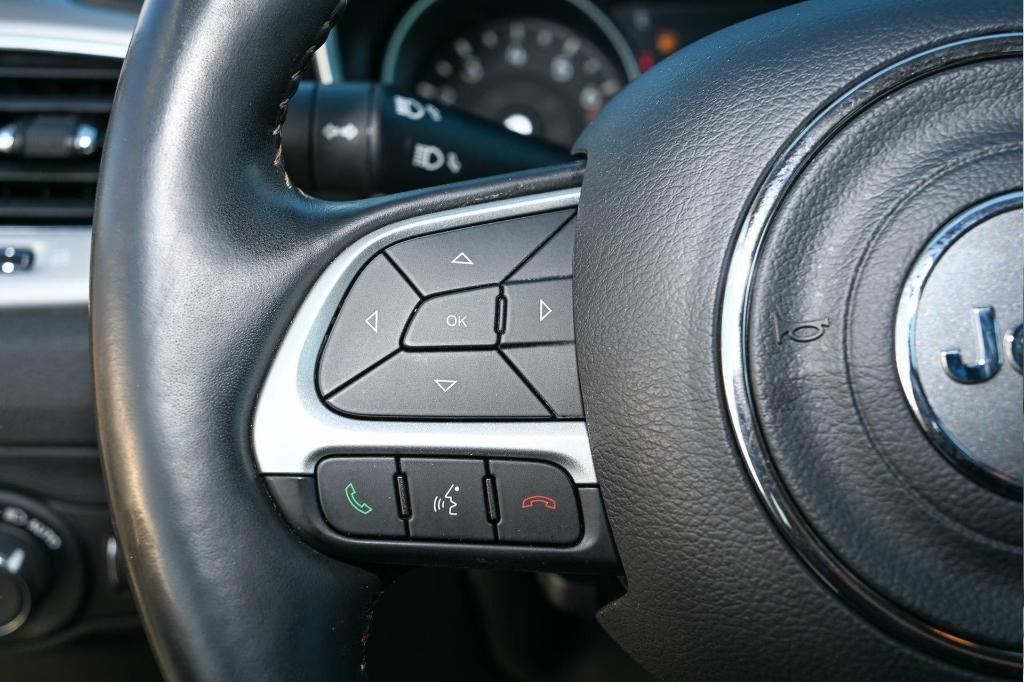 used 2020 Jeep Compass car, priced at $13,860