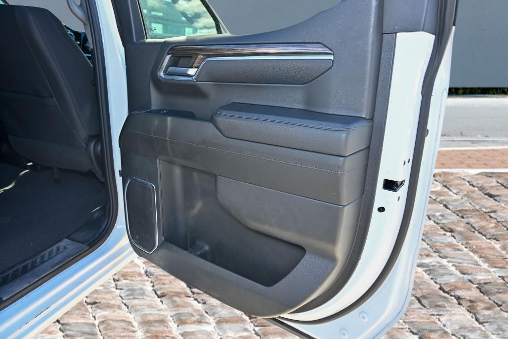 used 2023 Chevrolet Silverado 1500 car, priced at $27,300