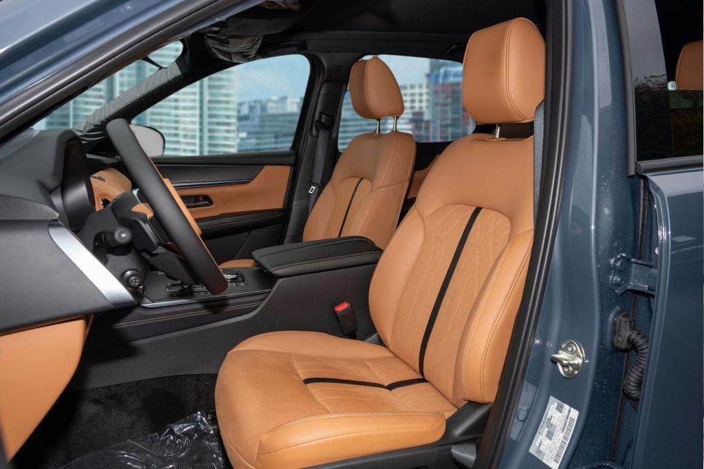 new 2026 Mazda CX-70 car, priced at $57,720